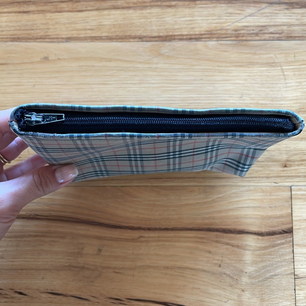 Burberry Makeup Bag - Picture 2 of 6